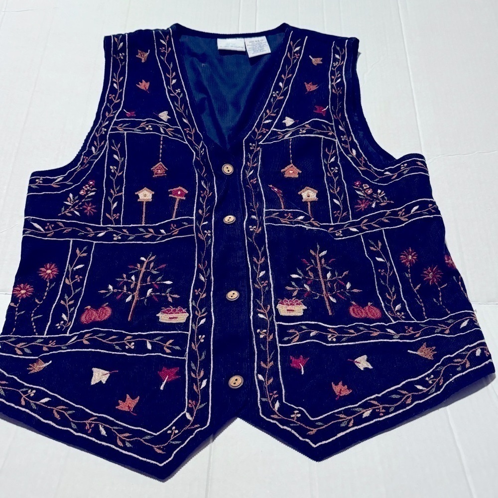 Bobby Brooks seasonal vest